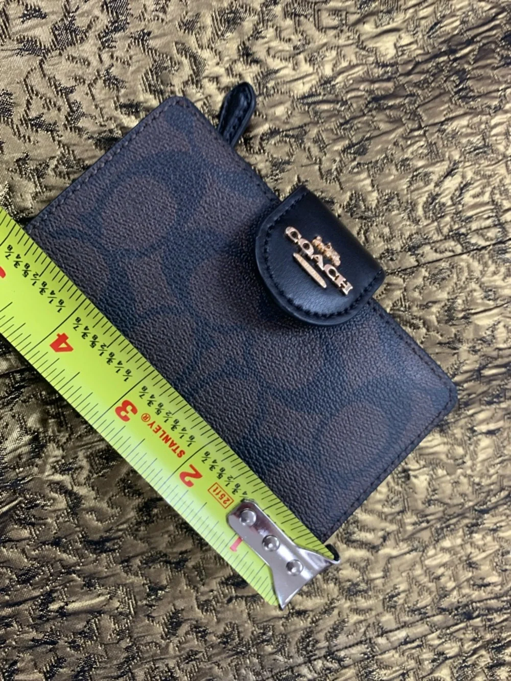Coach Men's Brown and Black Signature Card Holder Wallet with Gold Logo